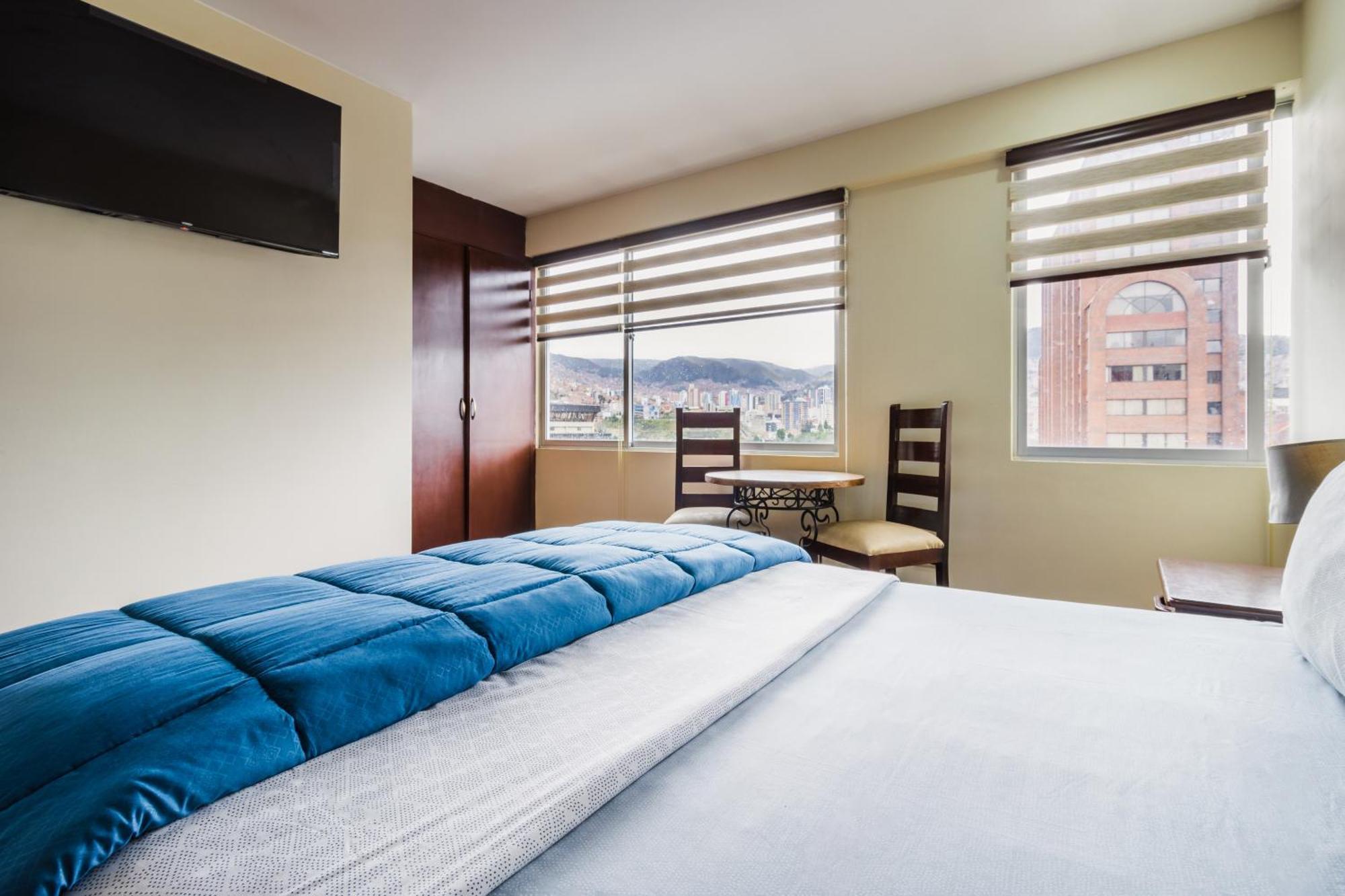 Luxstone Executive & Suites ลาปาซ ภายนอก รูปภาพ